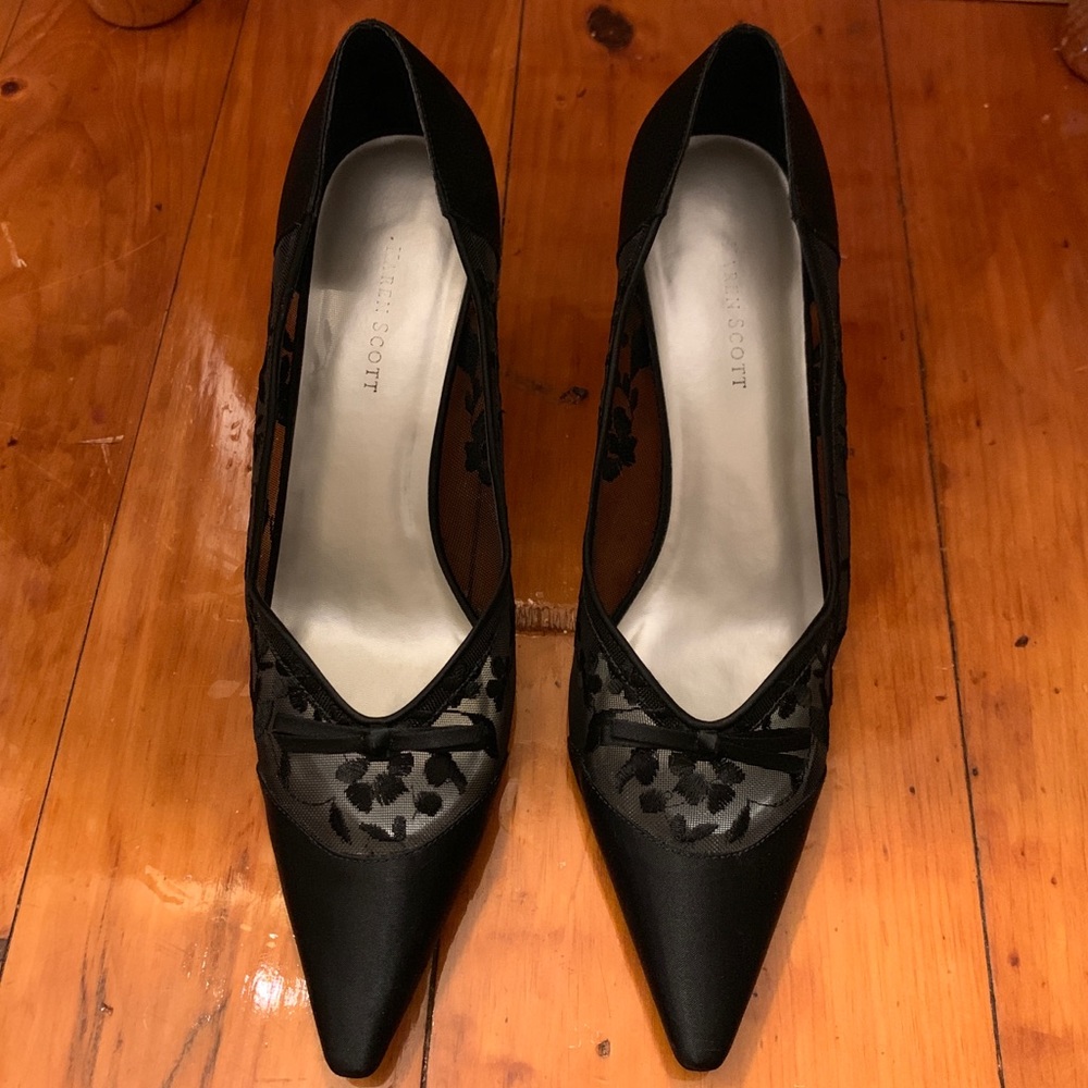 Karen Scott Black Lace Heels